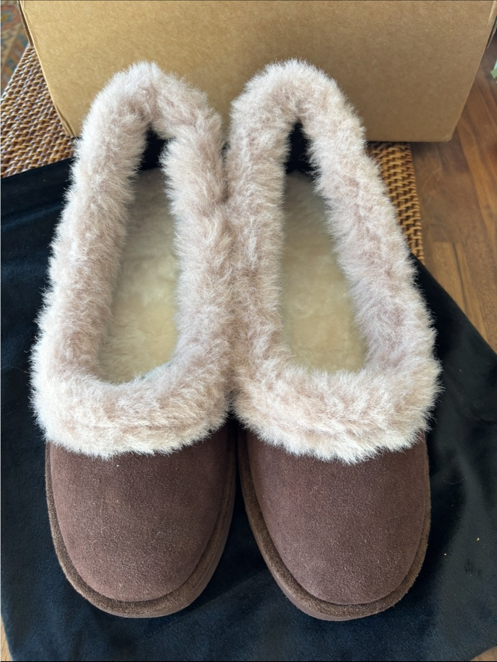 Cozy Faux Fur-Trim Brown Women's Slipper